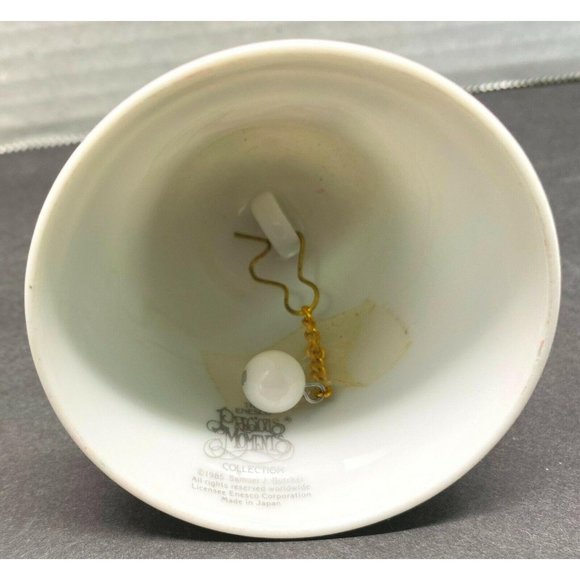 Vintage Precious Moments Bell Peeking in to Wish You a Merry Christmas - Picture 9 of 10